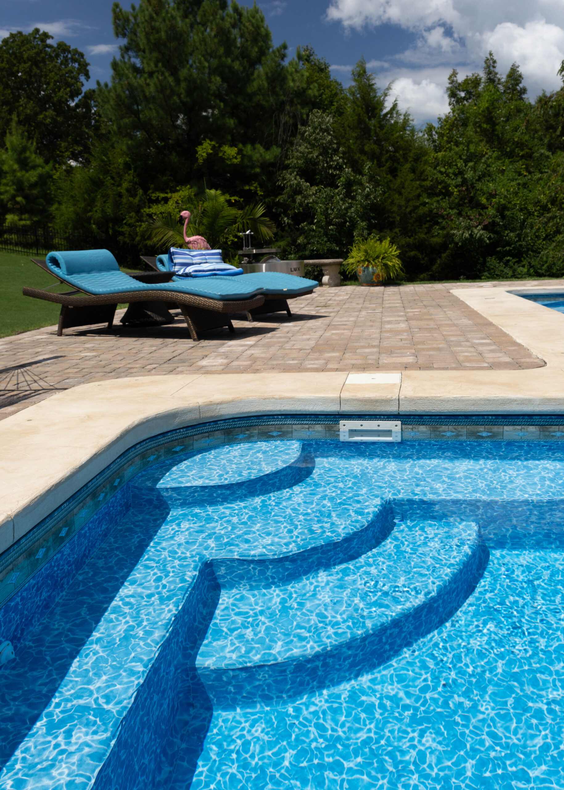 A Guide to Choosing the Best Hot Tub for Winter