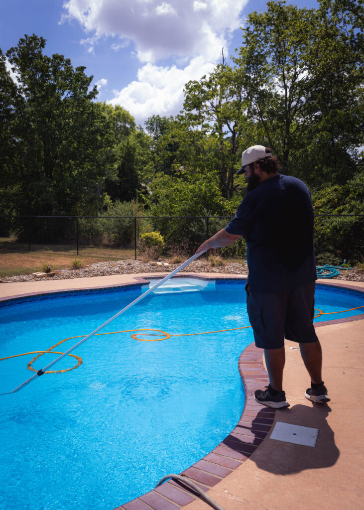 Froud Outdoor - Pool Maintenance