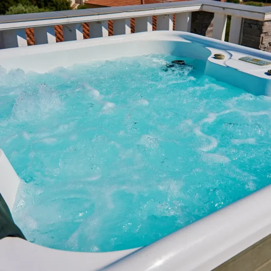 Close-up,Shot,Bubbling,Water,In,Hot,Tub,With,Headrests
